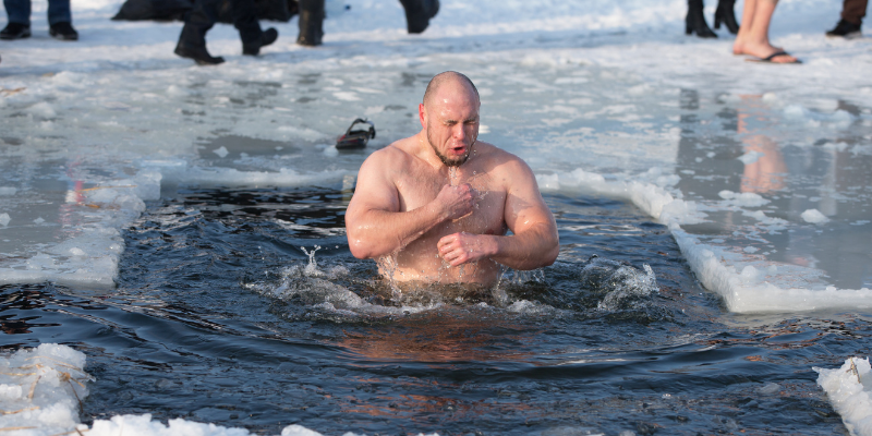 Does the Cold Plunge Help with Weight Loss [2024 Update]